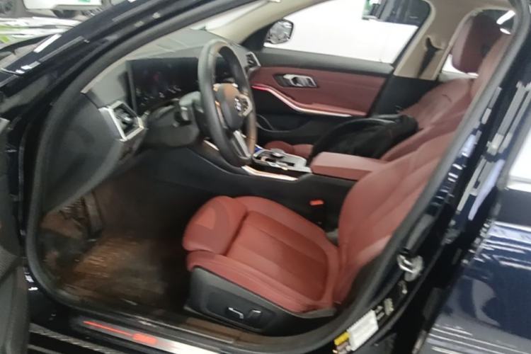 Used BMW i3 2024 eDrive 35 L Left Front Seat
