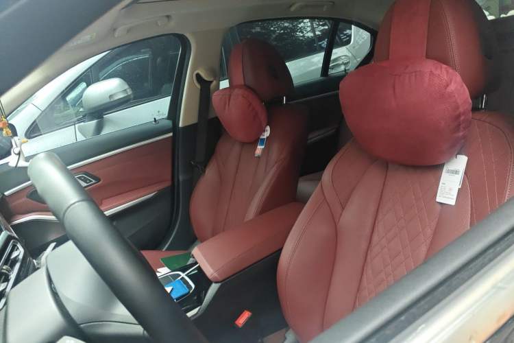 Used BMW i3 2024 eDrive 35 L Left Front Seat