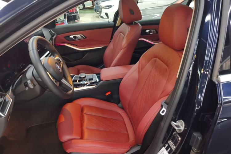 Used BMW i3 2024 eDrive 35 L Left Front Seat