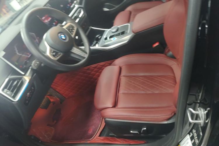 Used BMW i3 2024 eDrive 40 L Midnight Edition Left Front Seat