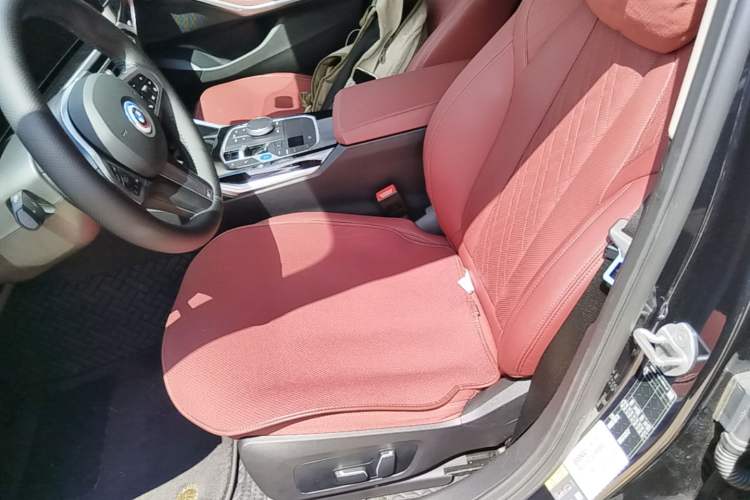Used BMW i3 2024 eDrive 35 L Left Front Seat