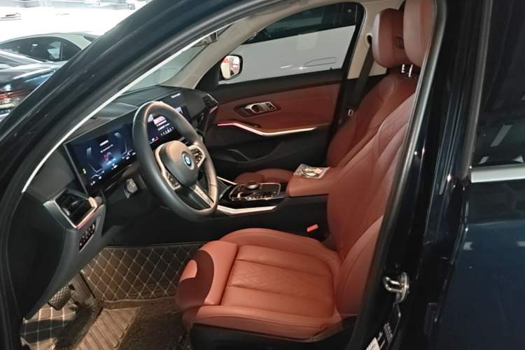 Used BMW i3 2024 eDrive 35 L Left Front Seat