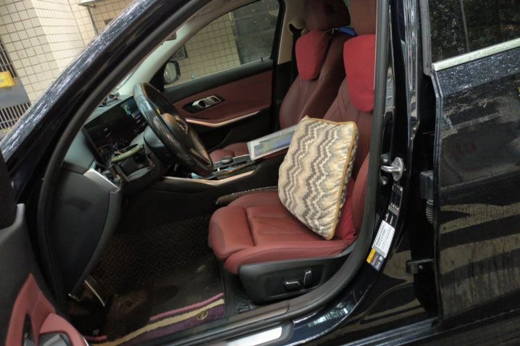 Used BMW i3 2024 eDrive 35 L Left Front Seat