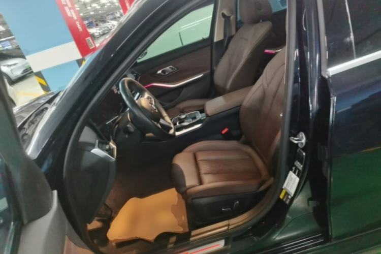 Used BMW i3 2024 eDrive 35 L Left Front Seat