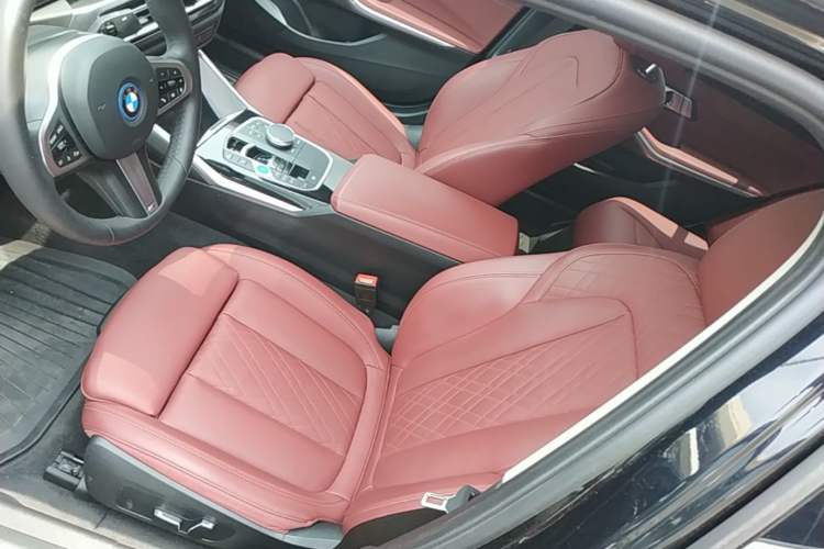 Used BMW i3 2024 eDrive 35 L Left Front Seat