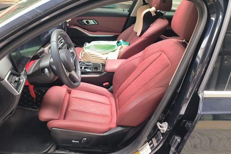 Used BMW i3 2024 eDrive 35 L Left Front Seat