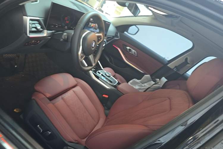 Used BMW i3 2024 eDrive 35 L Left Front Seat