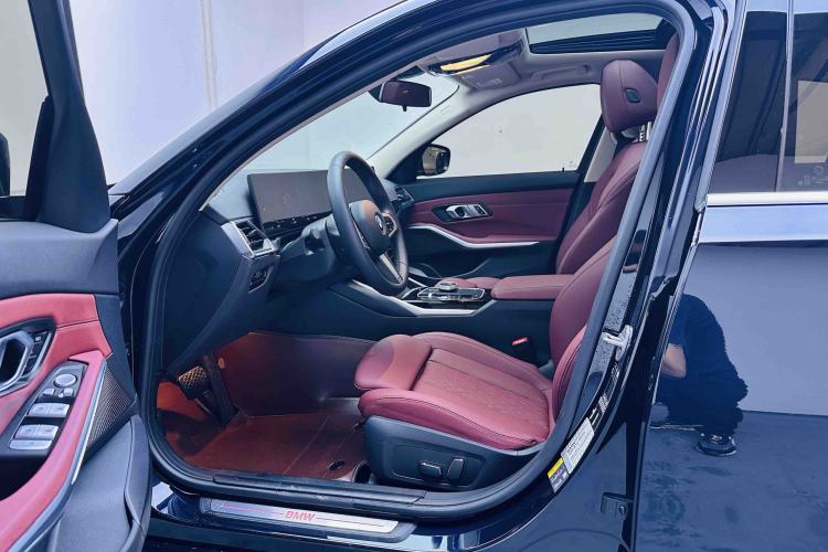 Used BMW i3 2024 eDrive 35 L Left Front Seat
