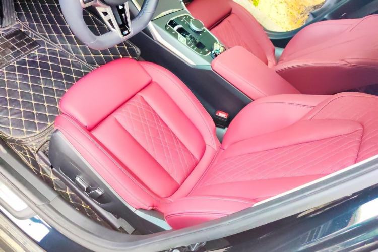 Used BMW i3 2024 eDrive 35 L Left Front Seat