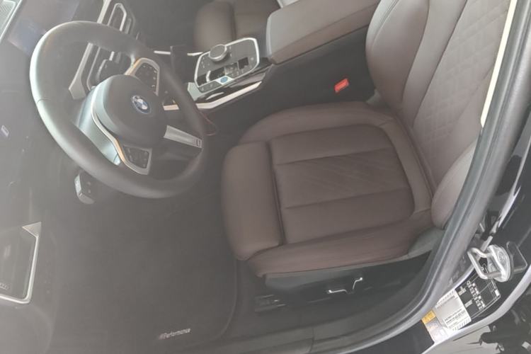 Used BMW i3 2024 eDrive 35 L Left Front Seat