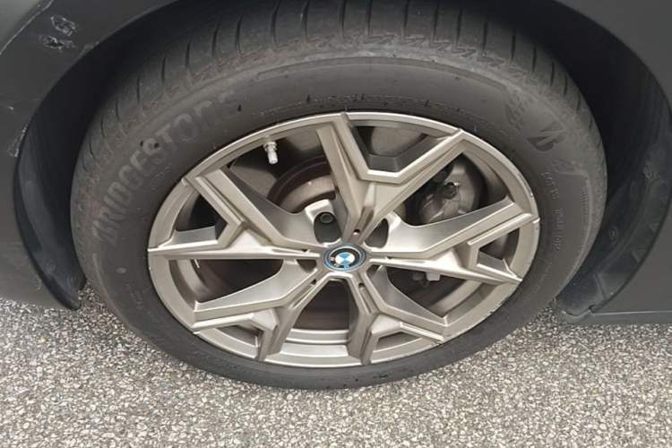 Used BMW i3 2024 eDrive 35 L Left Front Wheel Hub