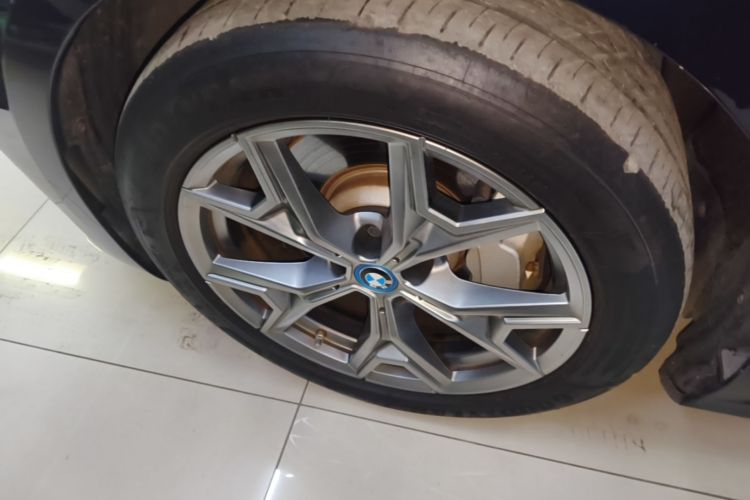 Used BMW i3 2024 eDrive 35 L Left Front Wheel Hub