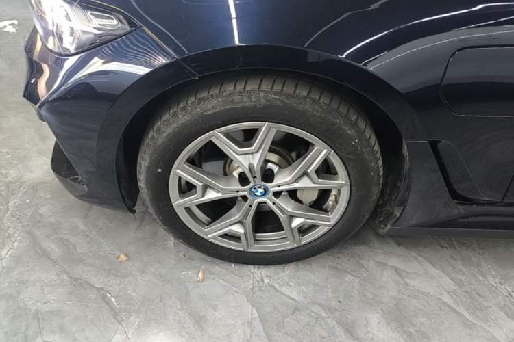 Used BMW i3 2024 eDrive 35 L Left Front Wheel Hub