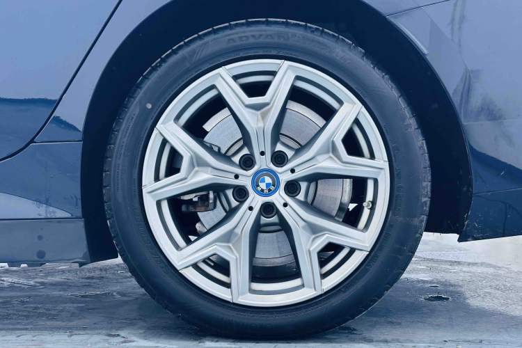 Used BMW i3 2024 eDrive 35 L Left Front Wheel Hub
