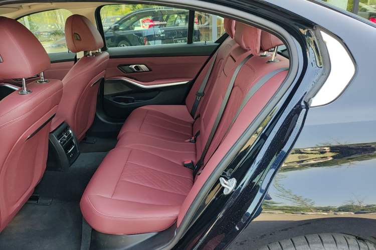 Used BMW i3 2024 eDrive 35 L Left Rear Seat