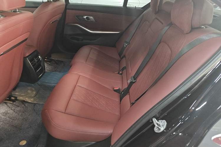 Used BMW i3 2024 eDrive 35 L Left Rear Seat