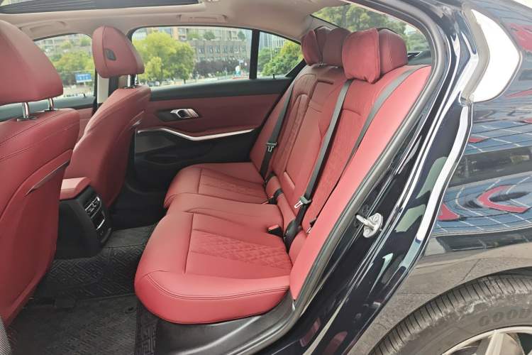 Used BMW i3 2024 eDrive 35 L Left Rear Seat