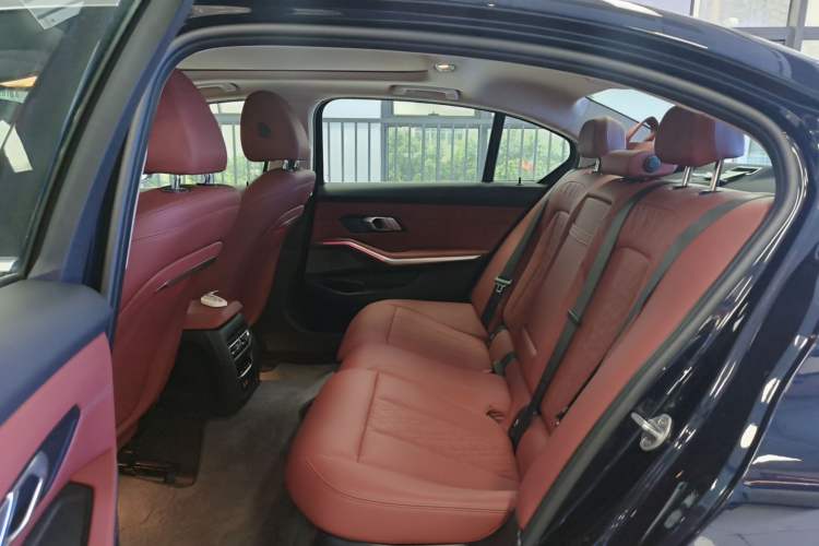 Used BMW i3 2024 eDrive 35 L Left Rear Seat