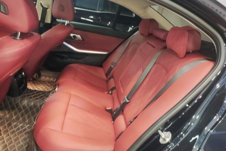 Used BMW i3 2024 eDrive 40 L Midnight Edition Left Rear Seat