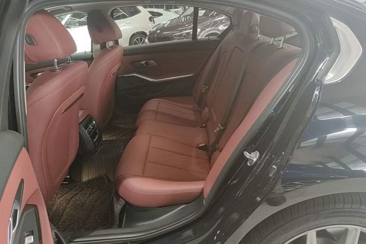 Used BMW i3 2024 eDrive 35 L Left Rear Seat