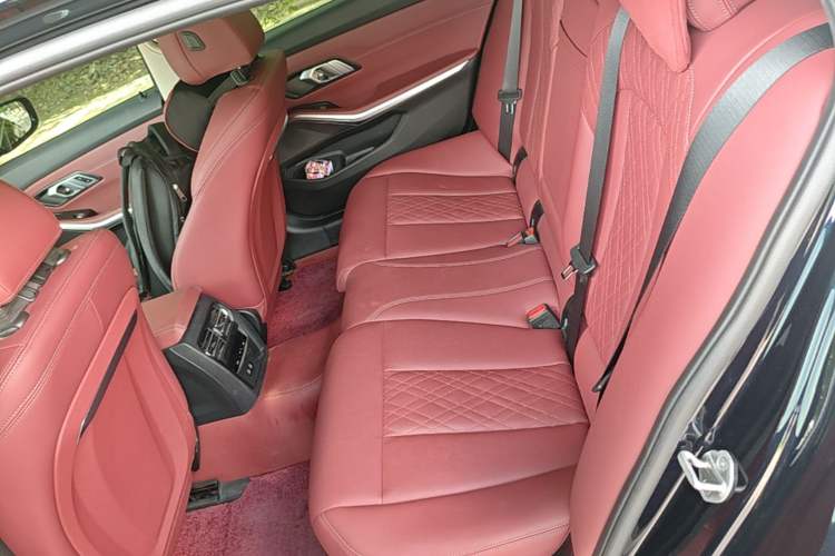 Used BMW i3 2024 eDrive 35 L Left Rear Seat