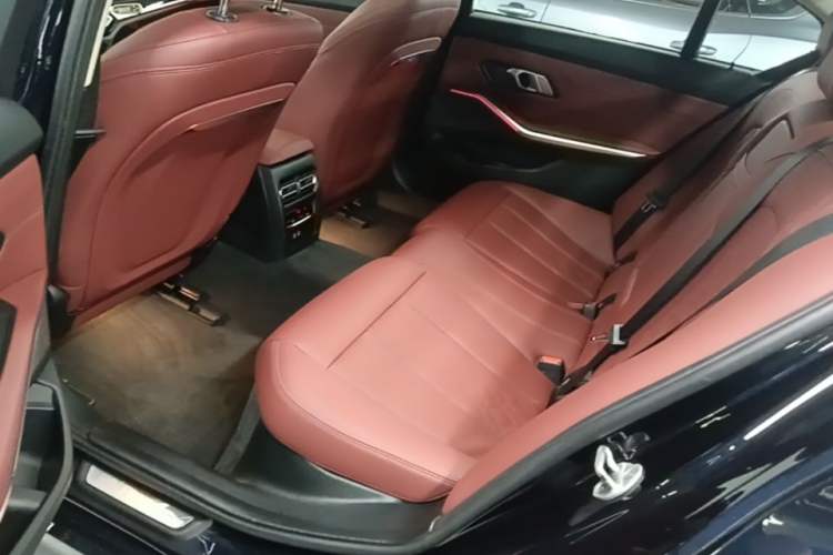 Used BMW i3 2024 eDrive 35 L Left Rear Seat