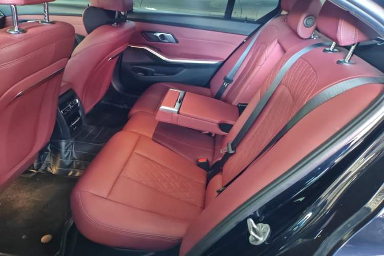 Used BMW i3 2024 eDrive 35 L Left Rear Seat