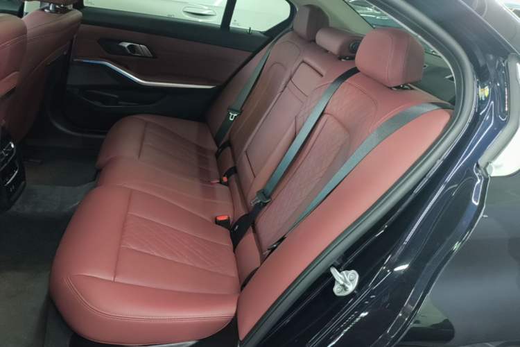 Used BMW i3 2024 eDrive 35 L Left Rear Seat