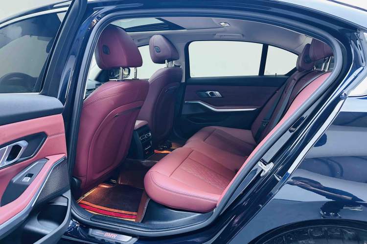 Used BMW i3 2024 eDrive 35 L Left Rear Seat