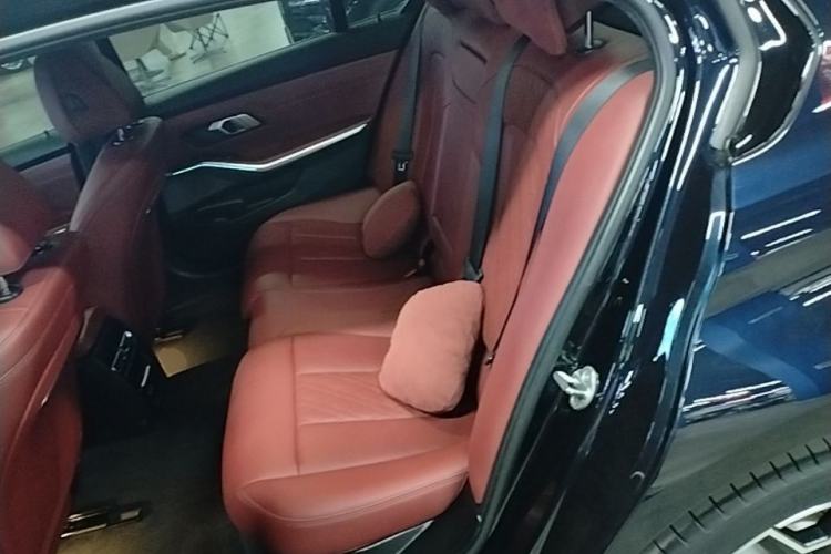 Used BMW i3 2024 eDrive 40 L Midnight Edition Left Rear Seat