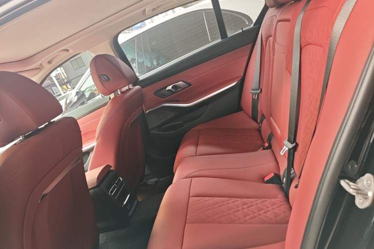 Used BMW i3 2024 eDrive 35 L Left Rear Seat