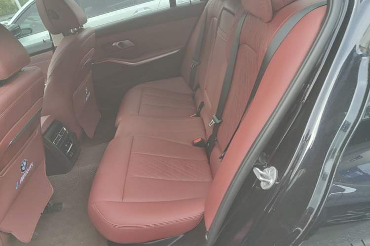 Used BMW i3 2024 eDrive 35 L Left Rear Seat