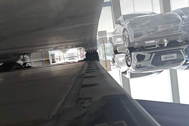 Used BMW i3 2024 eDrive 35 L Left Side Sill