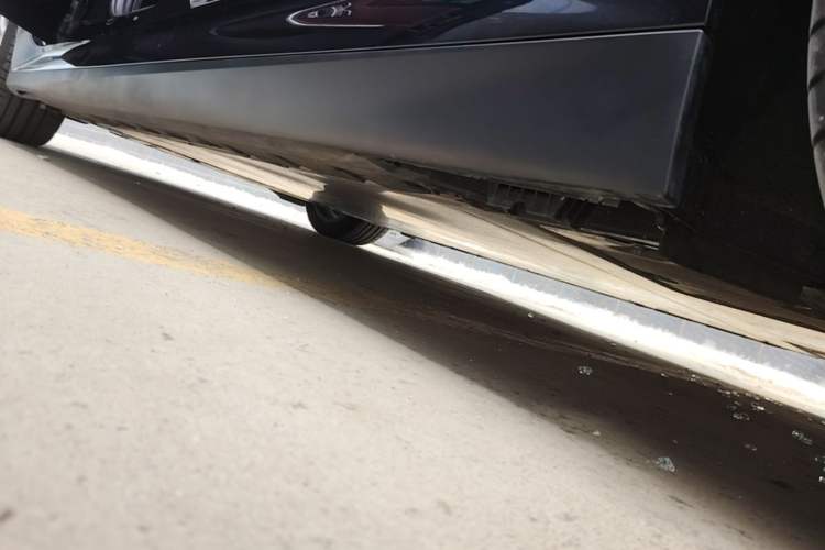 Used BMW i3 2024 eDrive 35 L Left Side Sill