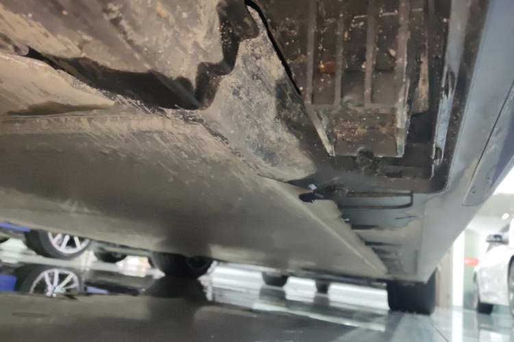 Used BMW i3 2024 eDrive 40 L Midnight Sports Package Left Side Sill