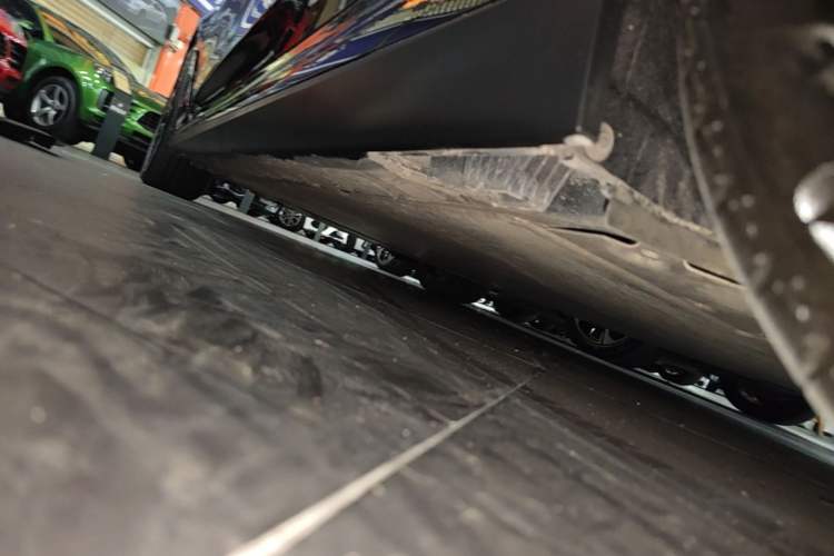 Used BMW i3 2024 eDrive 35 L Left Side Sill