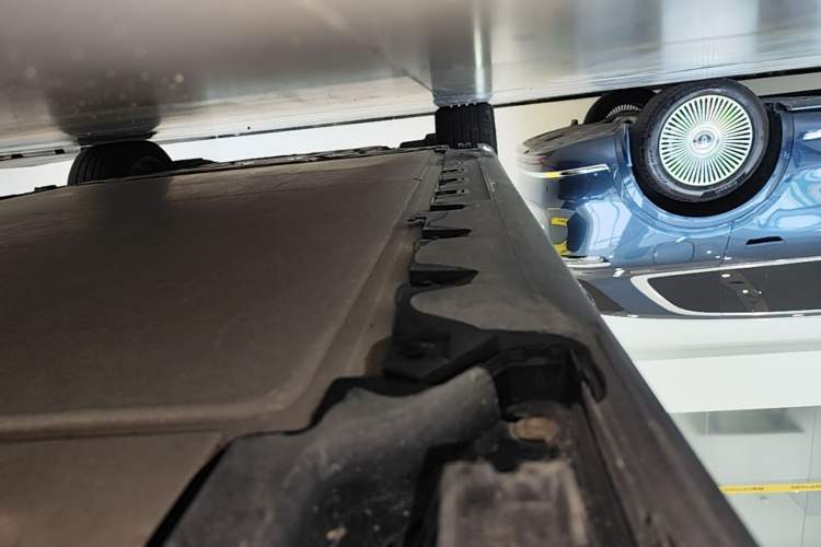 Used BMW i3 2024 eDrive 35 L Left Side Sill