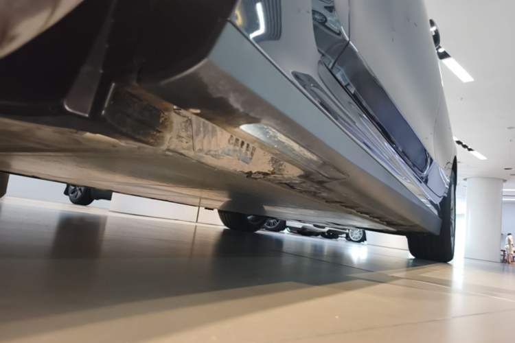 Used BMW i3 2024 eDrive 35 L Left Side Sill