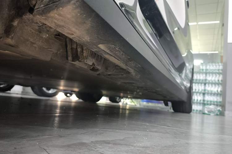 Used BMW i3 2024 eDrive 35 L Left Side Sill