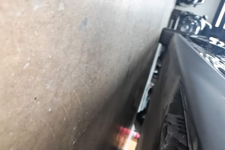 Used BMW i3 2024 eDrive 40 L Midnight Edition Left Side Sill