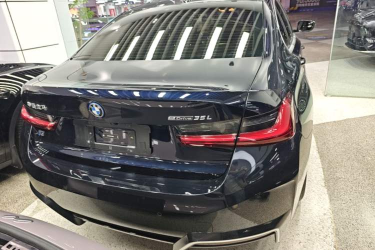 Used BMW i3 2024 eDrive 35 L Rear
