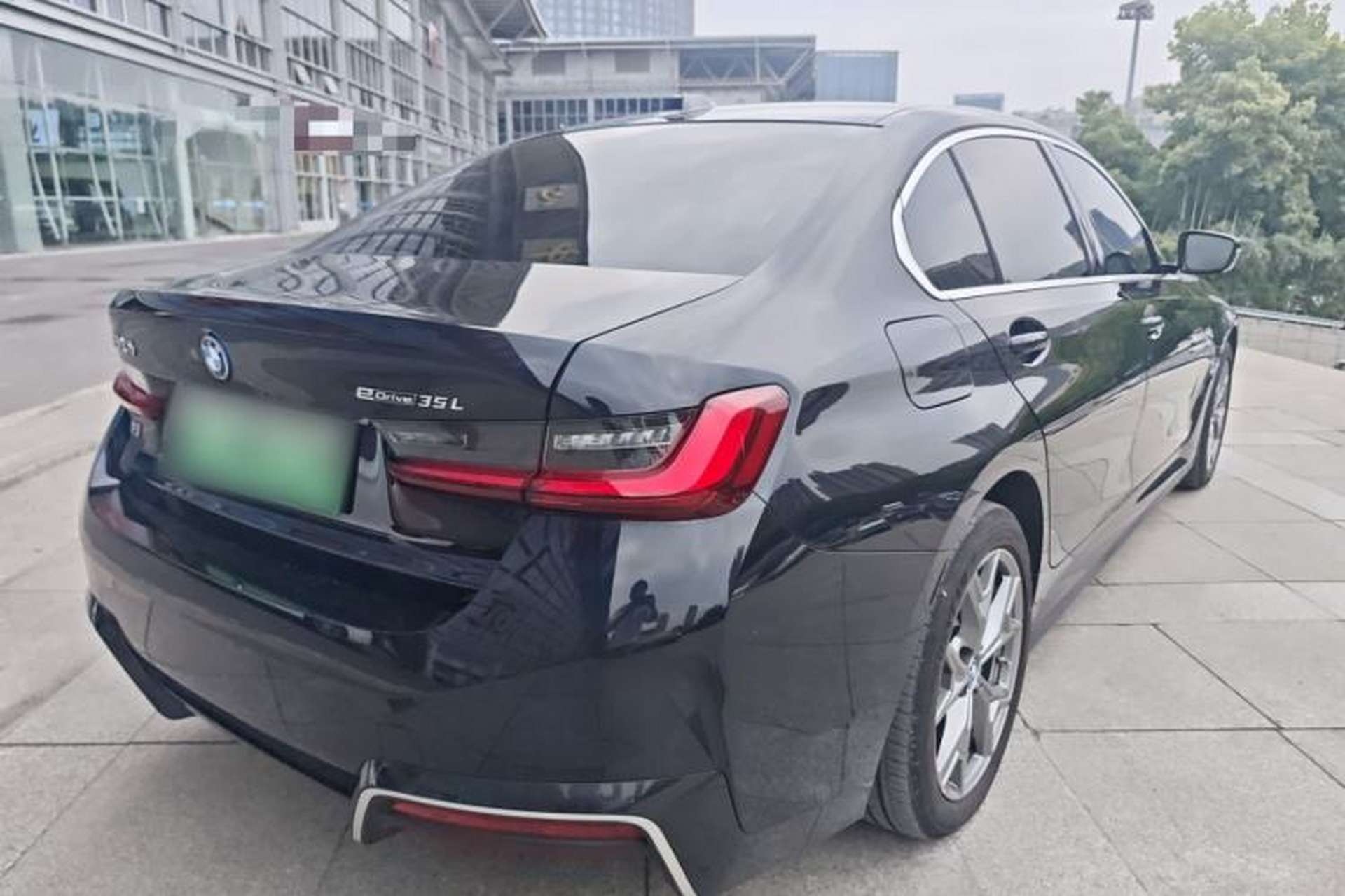Used BMW i3 2024 eDrive 35 L Rear Right 45 Deg