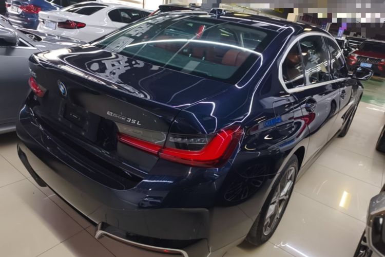 Used BMW i3 2024 eDrive 35 L Rear Right 45 Deg