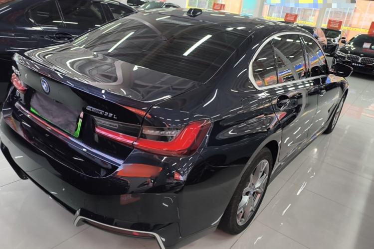 Used BMW i3 2024 eDrive 35 L Rear Right 45 Deg