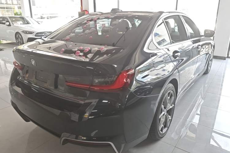 Used BMW i3 2024 eDrive 35 L Rear Right 45 Deg