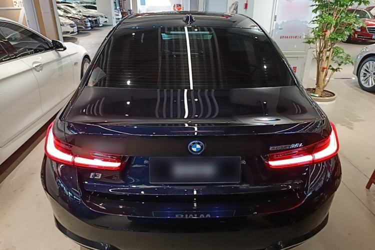 Used BMW i3 2024 eDrive 35 L Rear