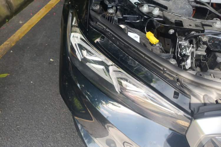 Used BMW i3 2024 eDrive 35 L Right Front Headlight