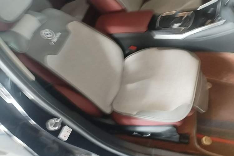 Used BMW i3 2024 eDrive 35 L Right Front Seat