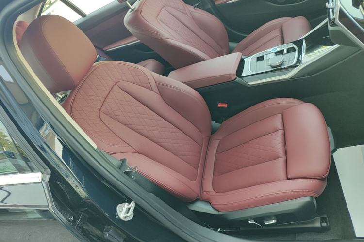 Used BMW i3 2024 eDrive 35 L Right Front Seat