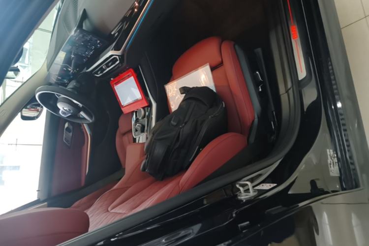 Used BMW i3 2024 eDrive 35 L Right Front Seat